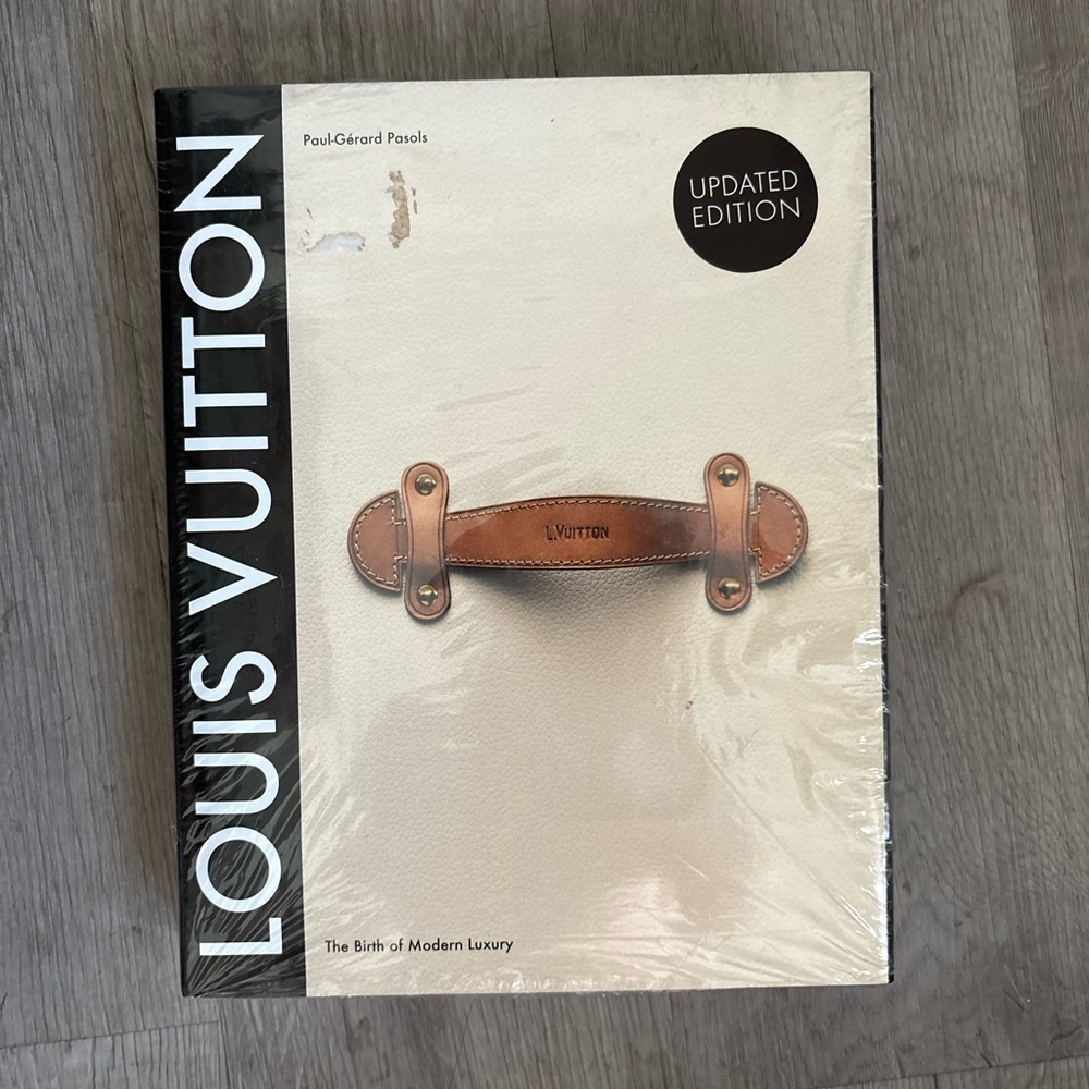 LOUIS VUITTON Birth of Modern Luxury Updated Edition Hardcover still in wrap